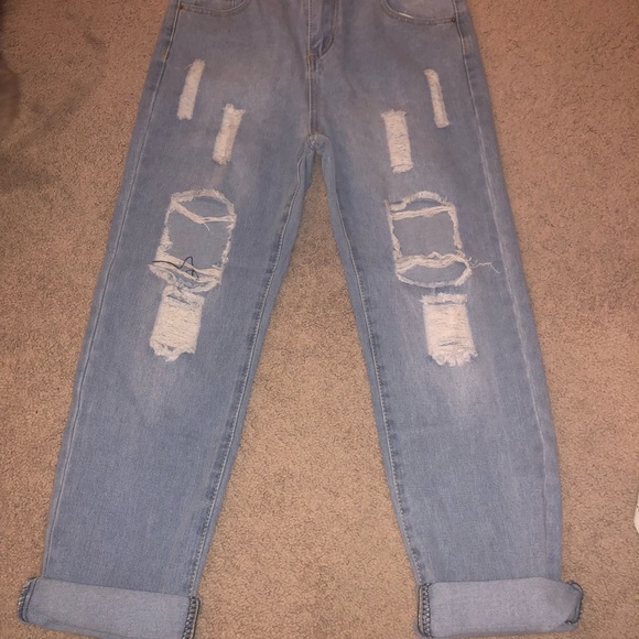 ROMWE “mom” jeans never before worn - Picture 3 of 3
